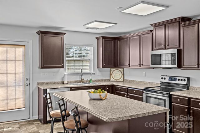 4146 Trowel Court, Midland, NC 28107