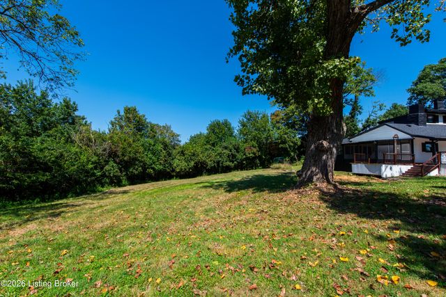 7400 Abbott Ln, Crestwood, KY 40014