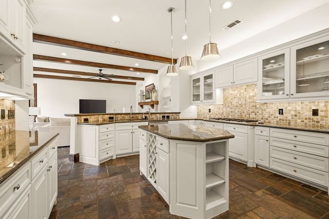 4928 Holly Tree Drive, Dallas, TX 75287