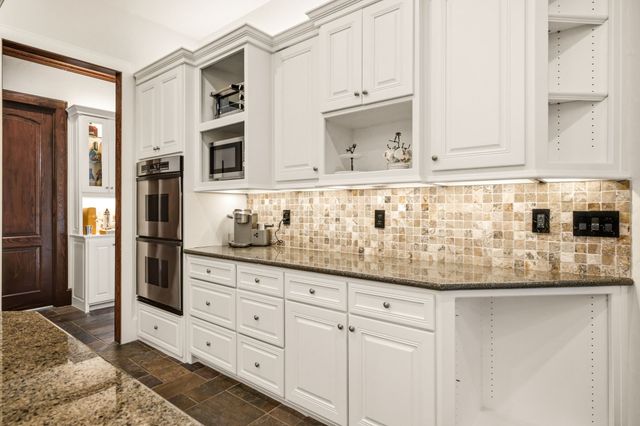 4928 Holly Tree Drive, Dallas, TX 75287