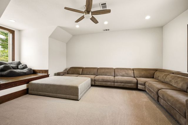 4928 Holly Tree Drive, Dallas, TX 75287