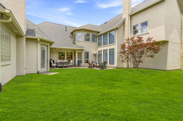 4928 Holly Tree Drive, Dallas, TX 75287