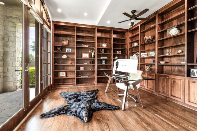 4928 Holly Tree Drive, Dallas, TX 75287