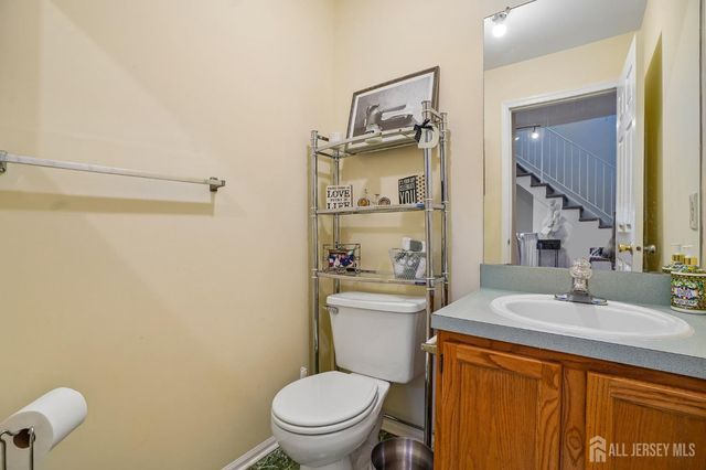 216 Copeley Way, North Brunswick, NJ 08902