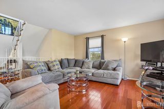 216 Copeley Way, North Brunswick, NJ 08902