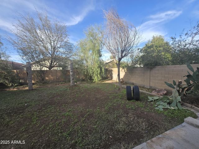 8814 W MAGNOLIA Street, Tolleson, AZ 85353