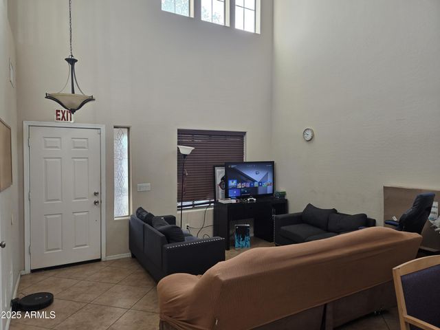 8814 W MAGNOLIA Street, Tolleson, AZ 85353