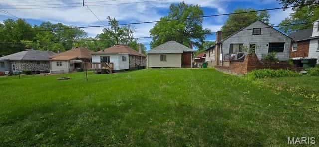 3206 Capehart Drive, Velda Village Hills, MO 63121