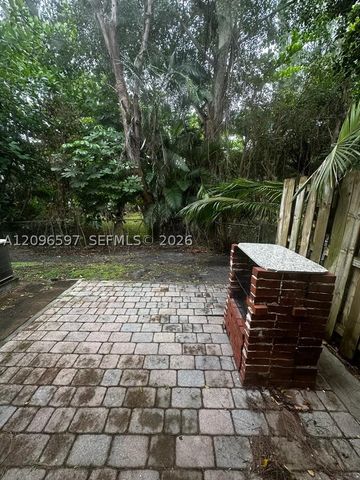 3070 S Red Mangrove Ln S 202-2, Dania Beach, FL 33312