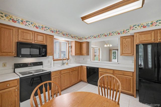 4284 Chapel Lane, Swartz Creek, MI 48473