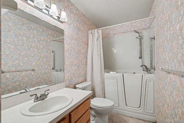 4284 Chapel Lane, Swartz Creek, MI 48473