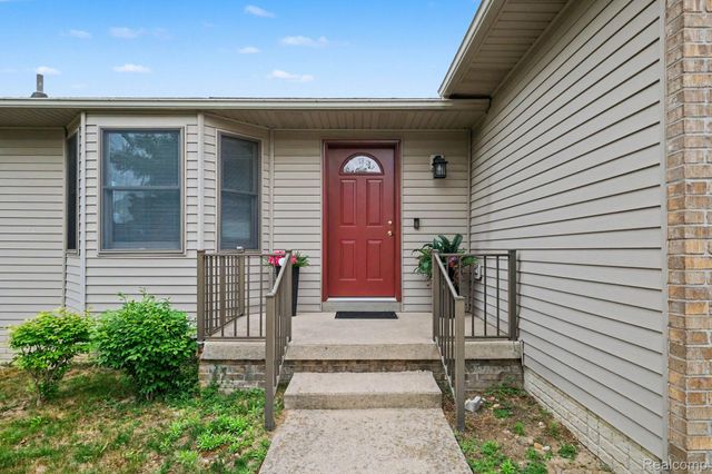 4284 Chapel Lane, Swartz Creek, MI 48473