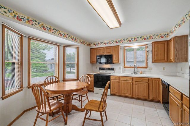 4284 Chapel Lane, Swartz Creek, MI 48473