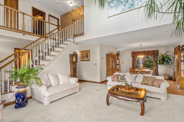 36 Noreast Dr, Bourne, MA 02562