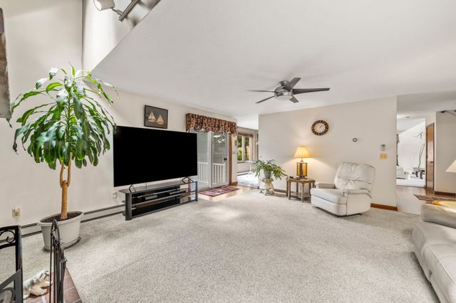 36 Noreast Dr, Bourne, MA 02562