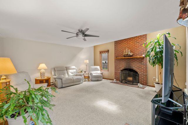36 Noreast Dr, Bourne, MA 02562