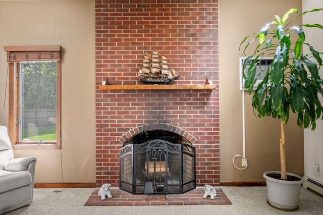 36 Noreast Dr, Bourne, MA 02562