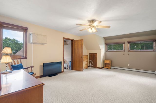 36 Noreast Dr, Bourne, MA 02562