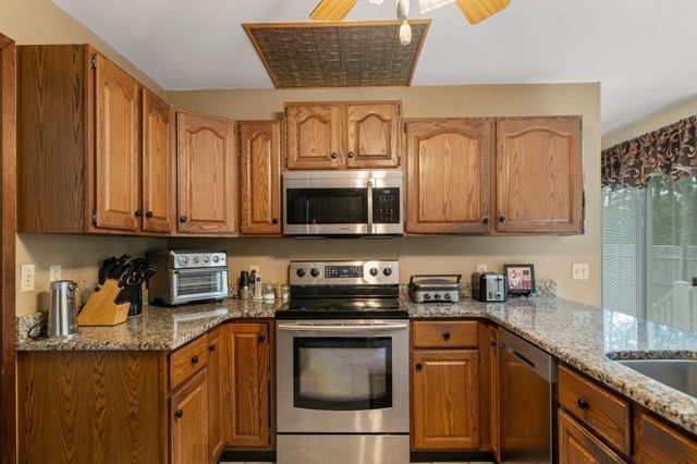 36 Noreast Dr, Bourne, MA 02562