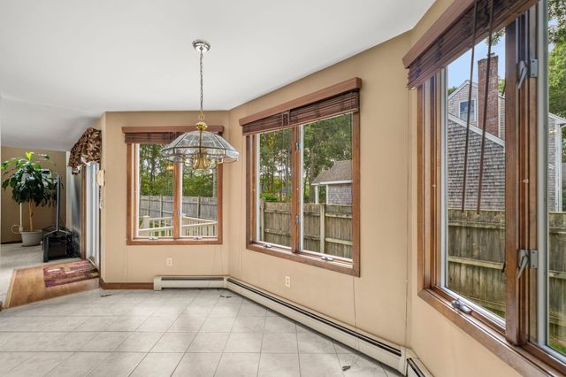 36 Noreast Dr, Bourne, MA 02562