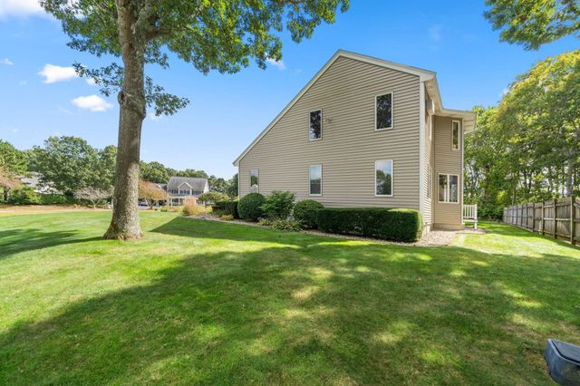 36 Noreast Dr, Bourne, MA 02562