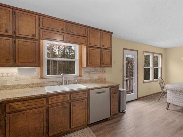 230 Moseley Crossing Drive, Stockbridge, GA 30281