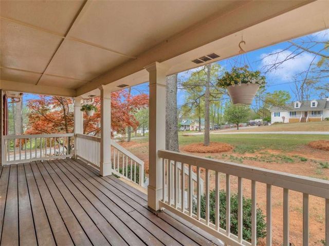 230 Moseley Crossing Drive, Stockbridge, GA 30281