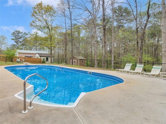 230 Moseley Crossing Drive, Stockbridge, GA 30281