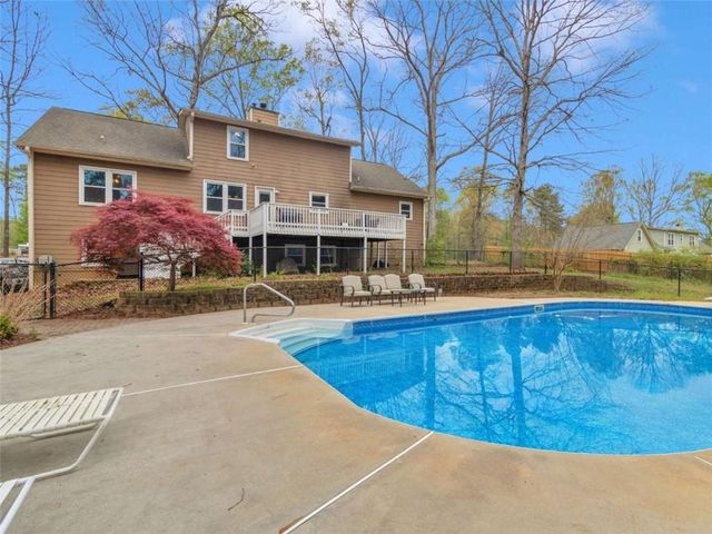 230 Moseley Crossing Drive, Stockbridge, GA 30281