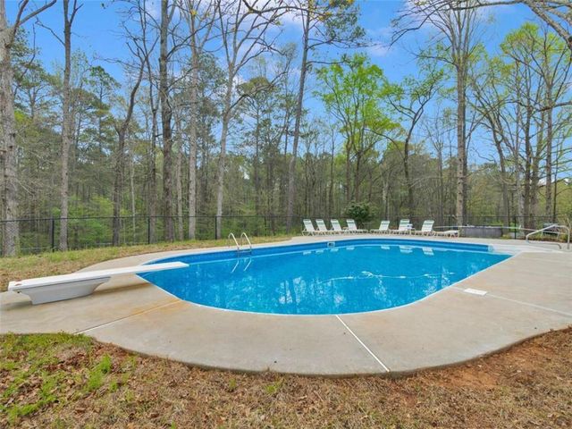 230 Moseley Crossing Drive, Stockbridge, GA 30281