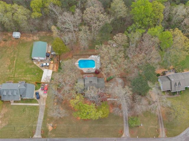 230 Moseley Crossing Drive, Stockbridge, GA 30281