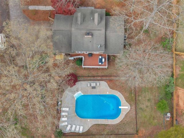 230 Moseley Crossing Drive, Stockbridge, GA 30281