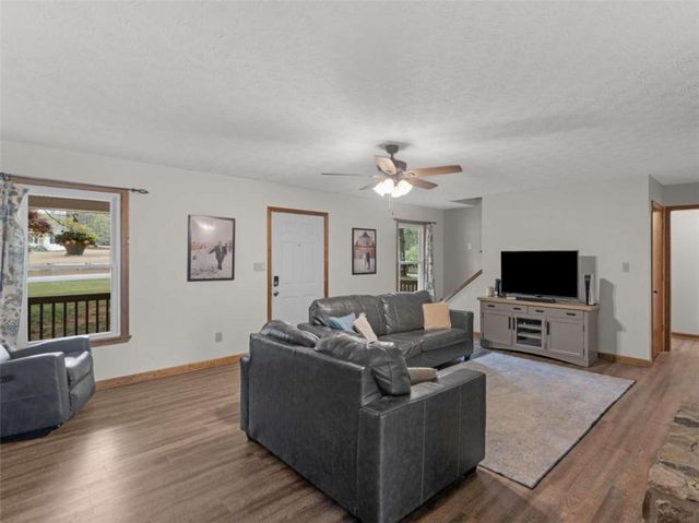 230 Moseley Crossing Drive, Stockbridge, GA 30281