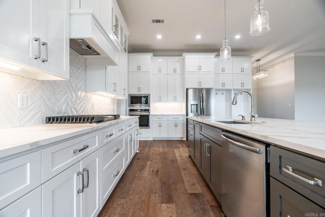 10067 Hidden Circle, Sherwood, AR 72120