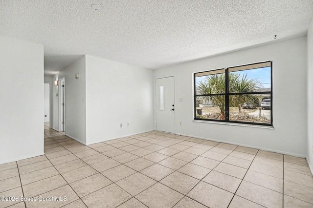 3291 Fairfax Avenue NE, Palm Bay, FL 32905