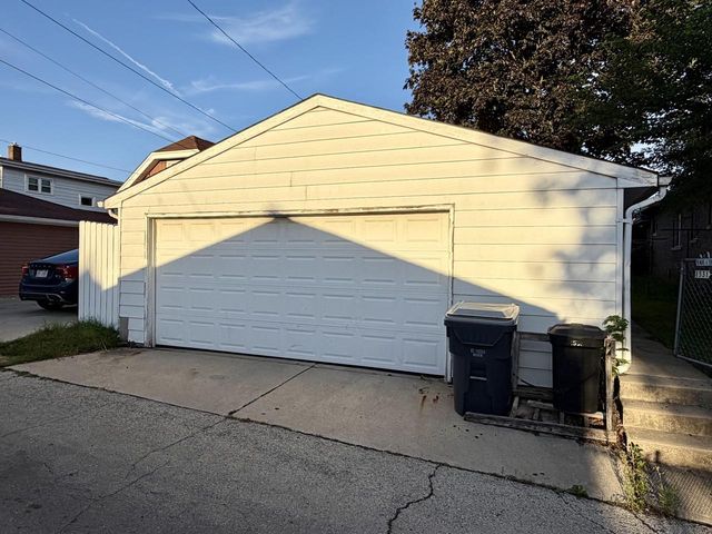 1531 S 55th STREET, Milwaukee, WI 53214