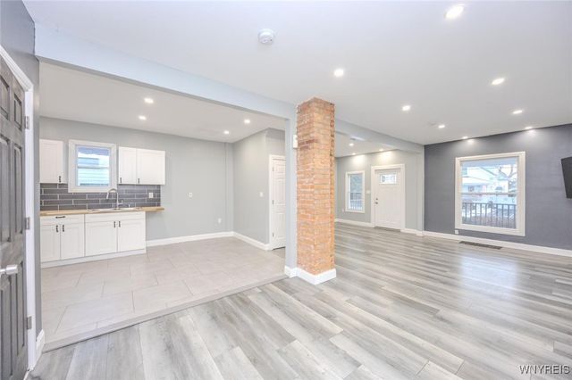 2658 Niagara Avenue, Niagara Falls, NY 14305