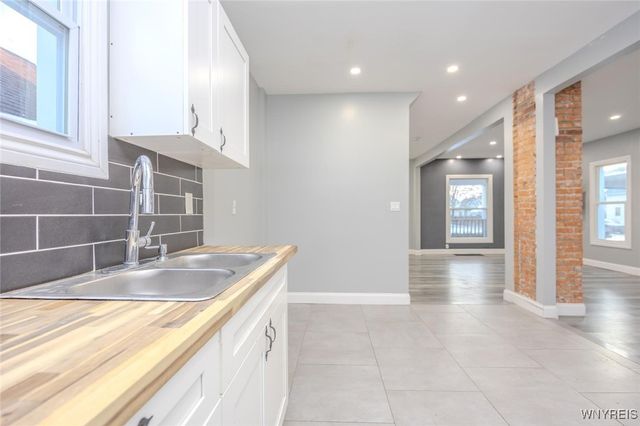 2658 Niagara Avenue, Niagara Falls, NY 14305