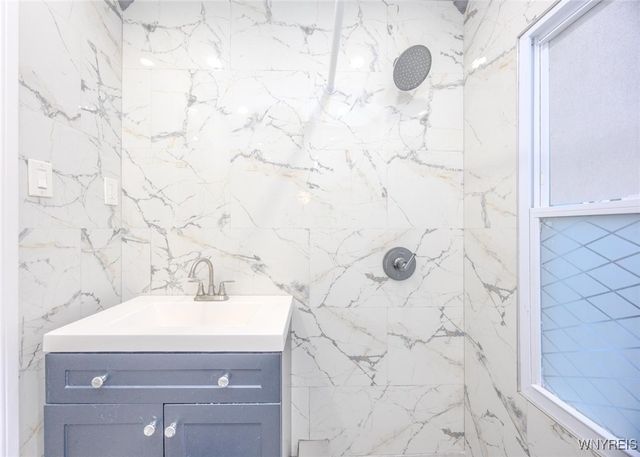 2658 Niagara Avenue, Niagara Falls, NY 14305