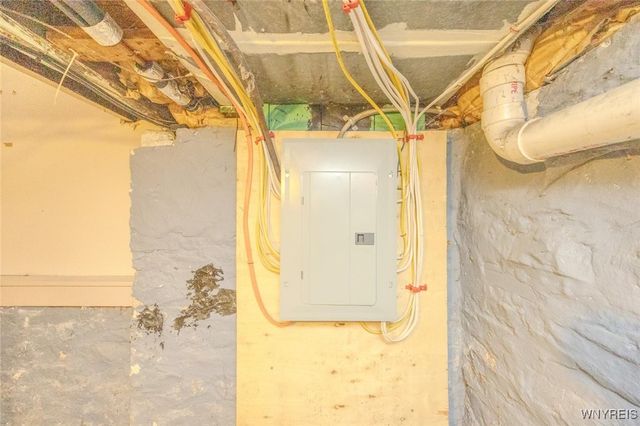 2658 Niagara Avenue, Niagara Falls, NY 14305