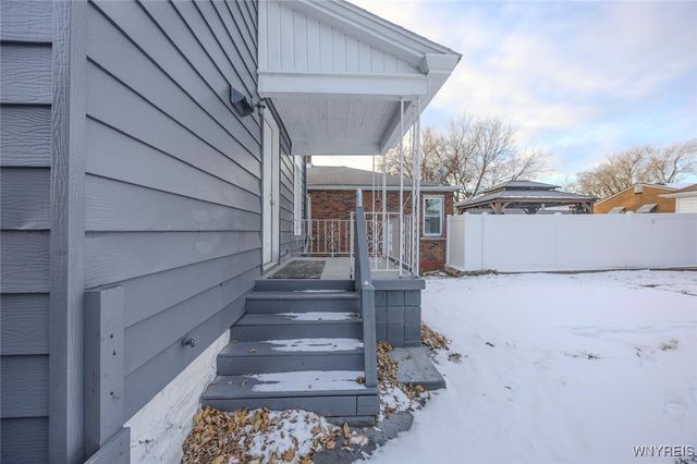 2658 Niagara Avenue, Niagara Falls, NY 14305