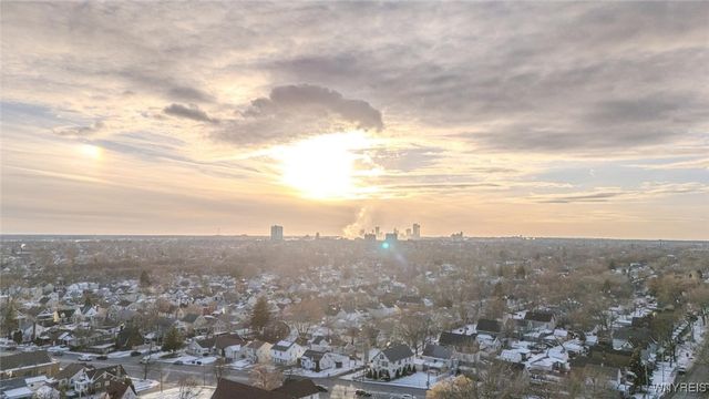 2658 Niagara Avenue, Niagara Falls, NY 14305