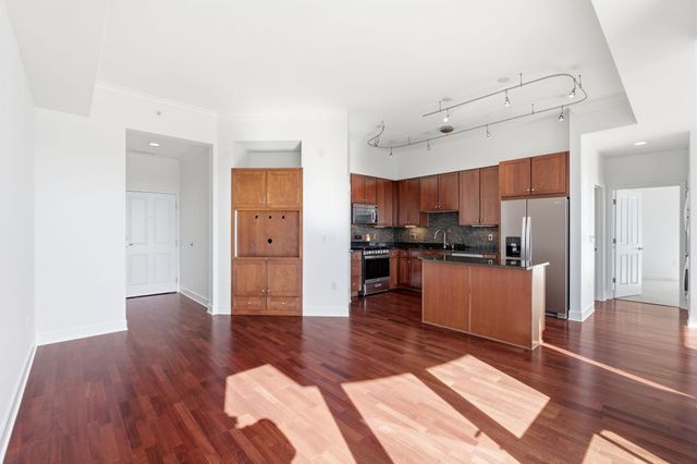 500 E Grant Street 2406, Minneapolis, MN 55404