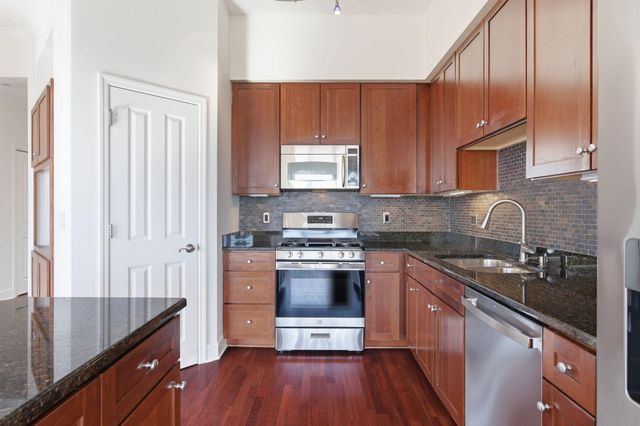 500 E Grant Street 2406, Minneapolis, MN 55404