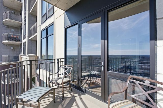500 E Grant Street 2406, Minneapolis, MN 55404