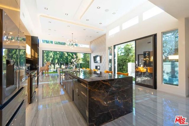 11658 Morrison Street, Valley Village, CA 91601