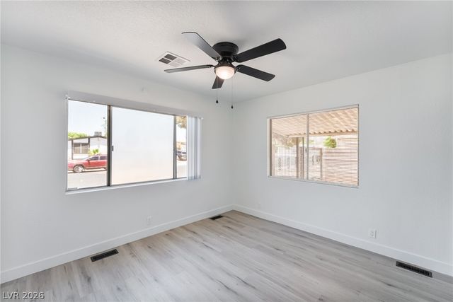 5235 Sir James Way, Las Vegas, NV 89110