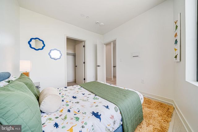 2903 NEWARK ST NW, Washington, DC 20008