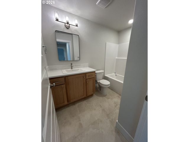 837 Birch St, Kalama, WA 98625