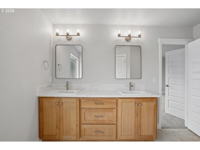 837 Birch St, Kalama, WA 98625